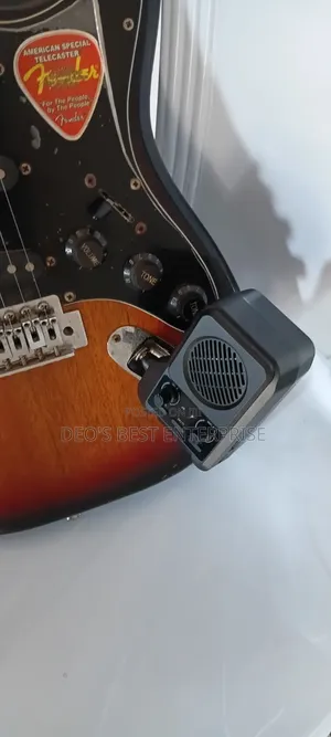 Plug in Electric Guitar Amplifier