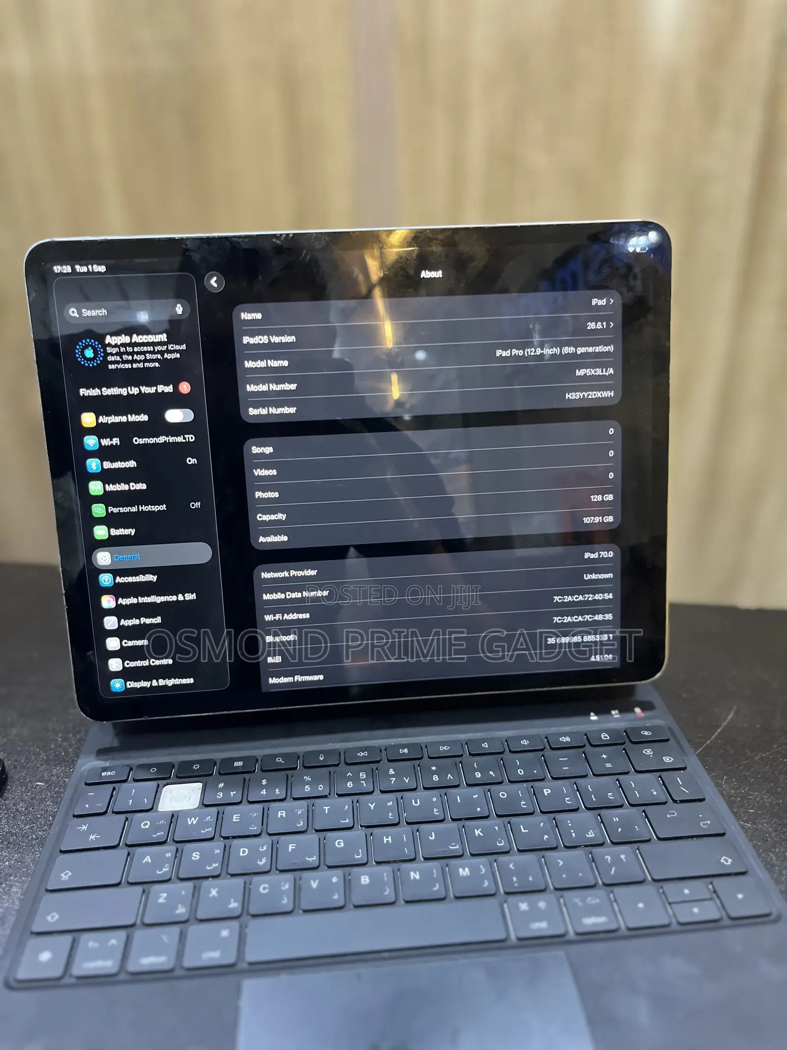 Apple iPad Pro 12.9 (2022) 128 GB Black