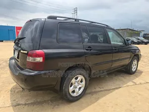 Toyota Highlander 2005 Black