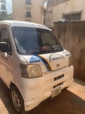 Daihatsu Hijet 2020 White