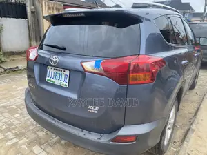 Toyota Highlander XLE 4dr SUV (3.5L 6cyl 6A) 2014 Blue