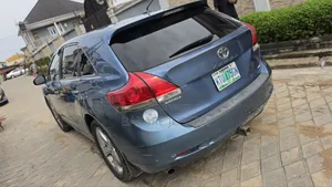 Toyota Venza 2010 Blue