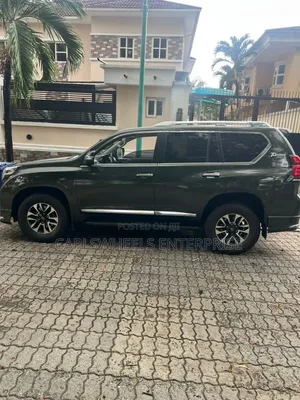 Toyota Land Cruiser Prado 2017 Green