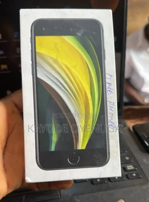 Apple iPhone SE (2020) 64 GB Black