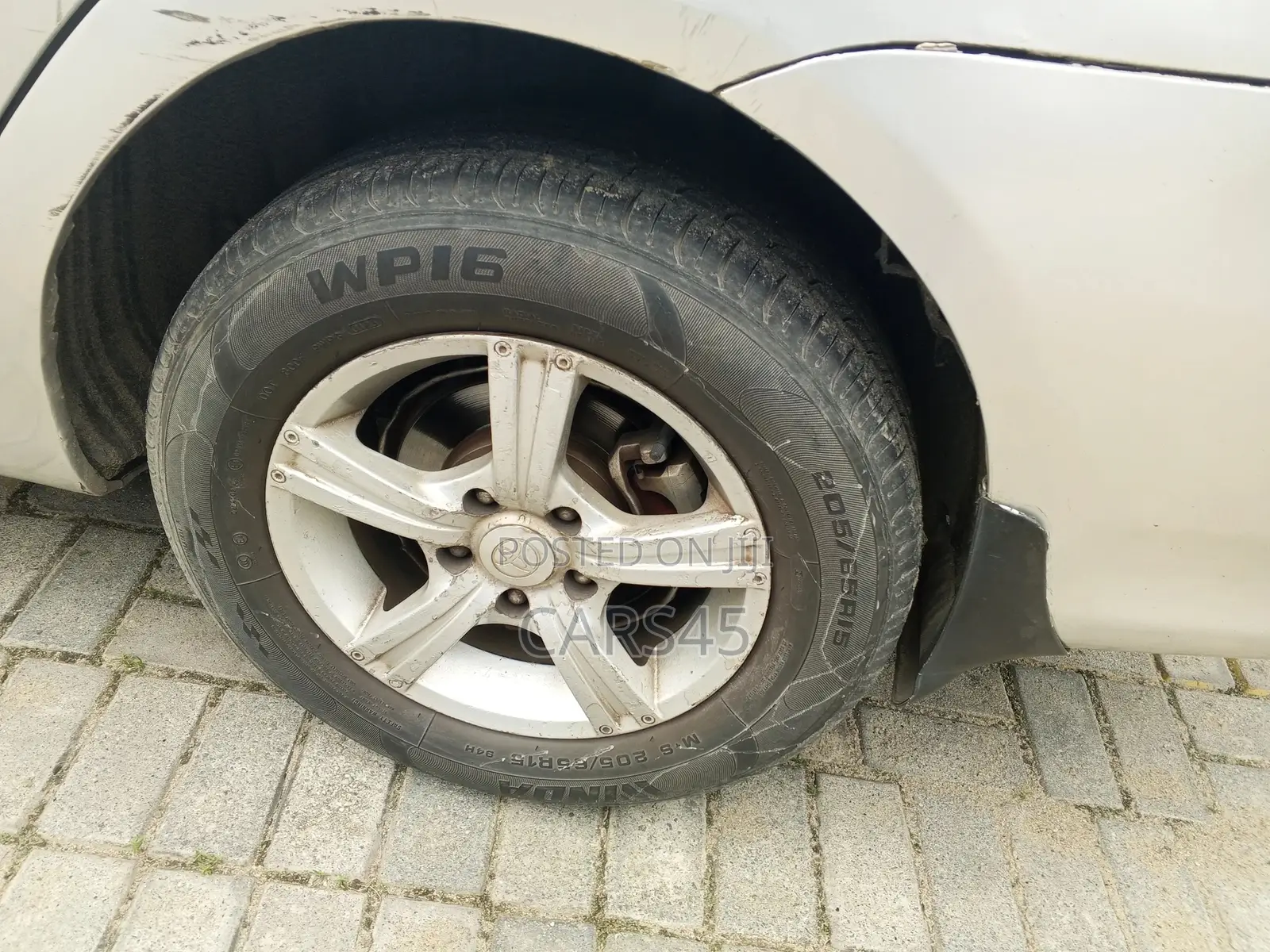 Toyota Corolla 2010 Silver