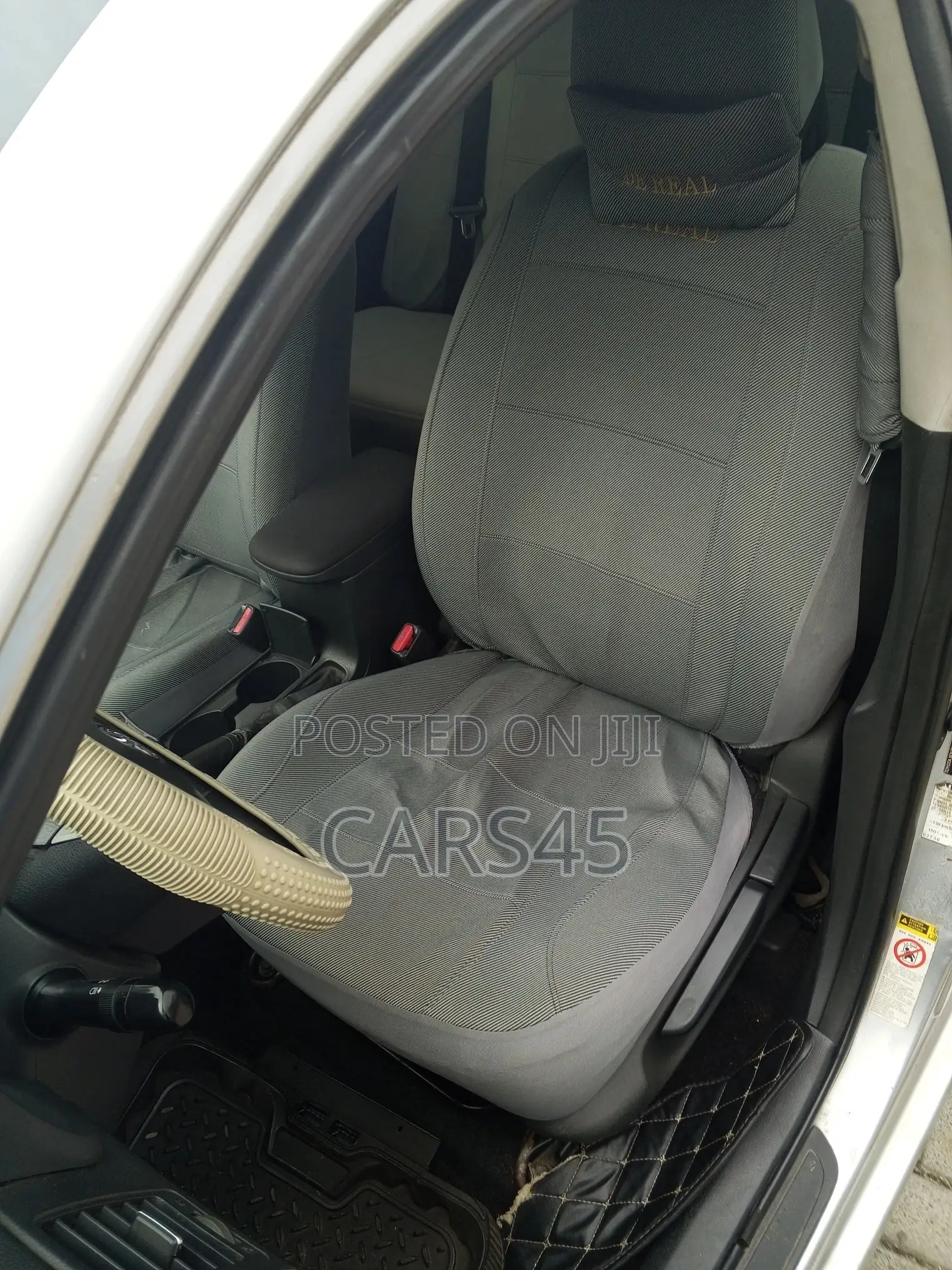 Toyota Corolla 2010 Silver