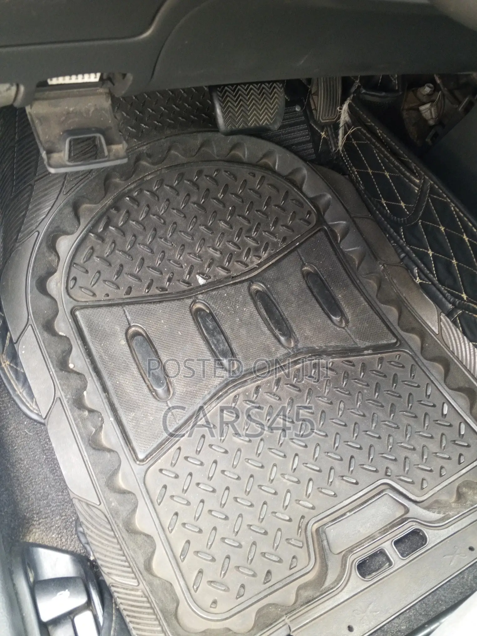 Toyota Corolla 2010 Silver