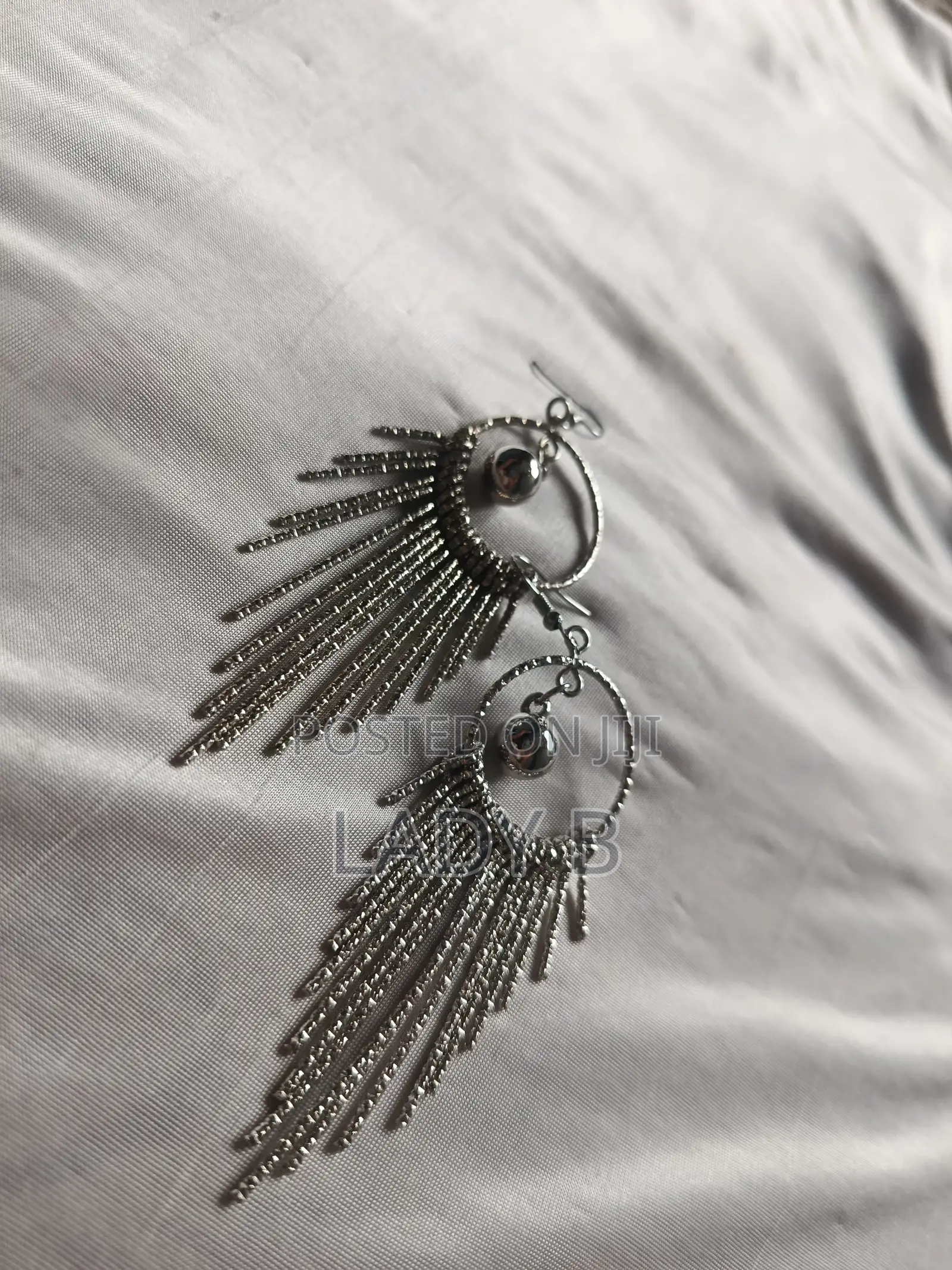 Silver Pearl Dangling Metallic Tassel Earrings