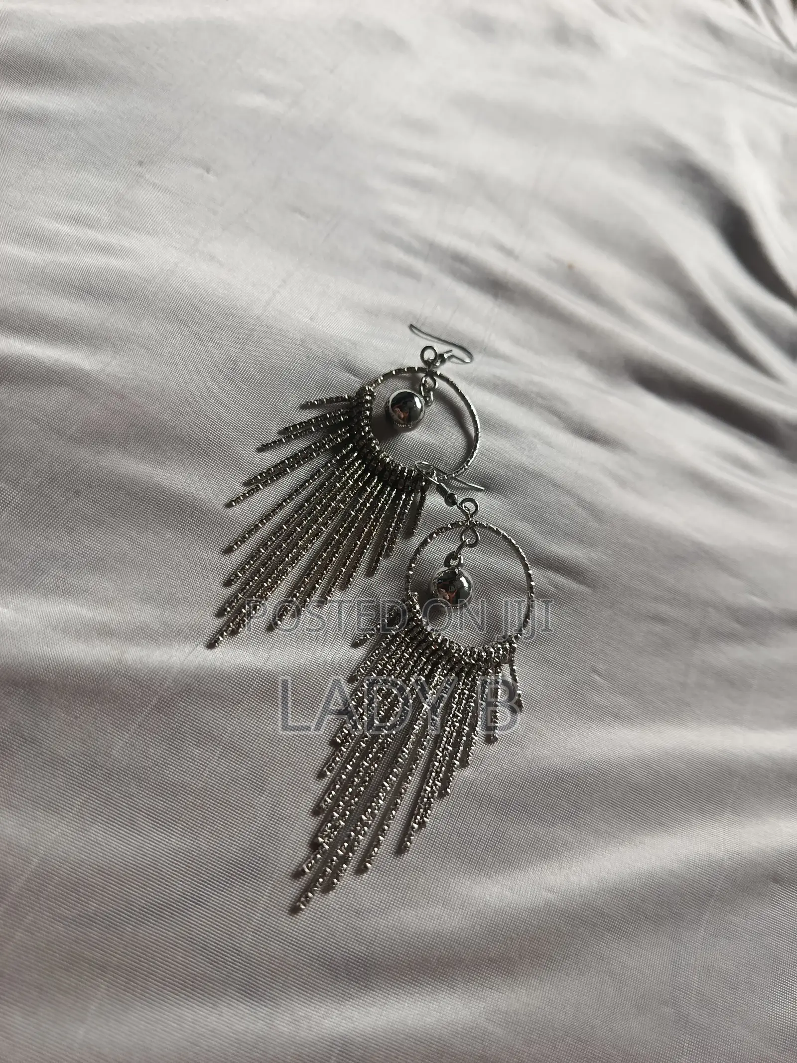 Silver Pearl Dangling Metallic Tassel Earrings