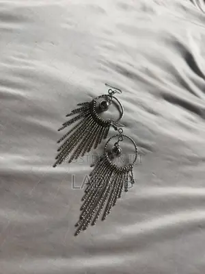 Silver Pearl Dangling Metallic Tassel Earrings