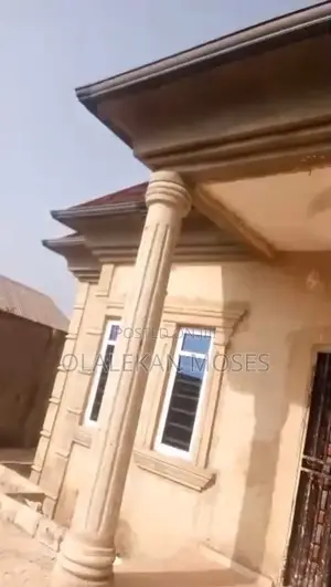 3bdrm House in Isiu for sale