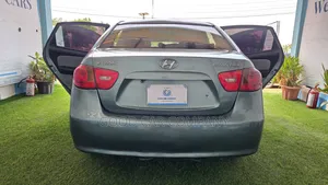 Hyundai Elantra 2009 Green