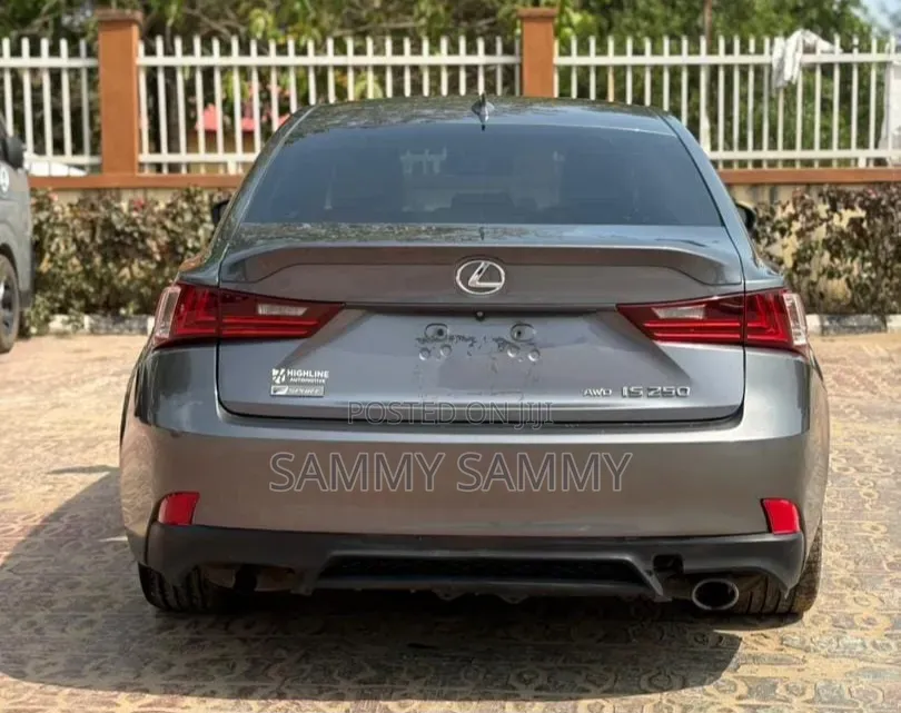 Lexus IS 250 2015 Gray