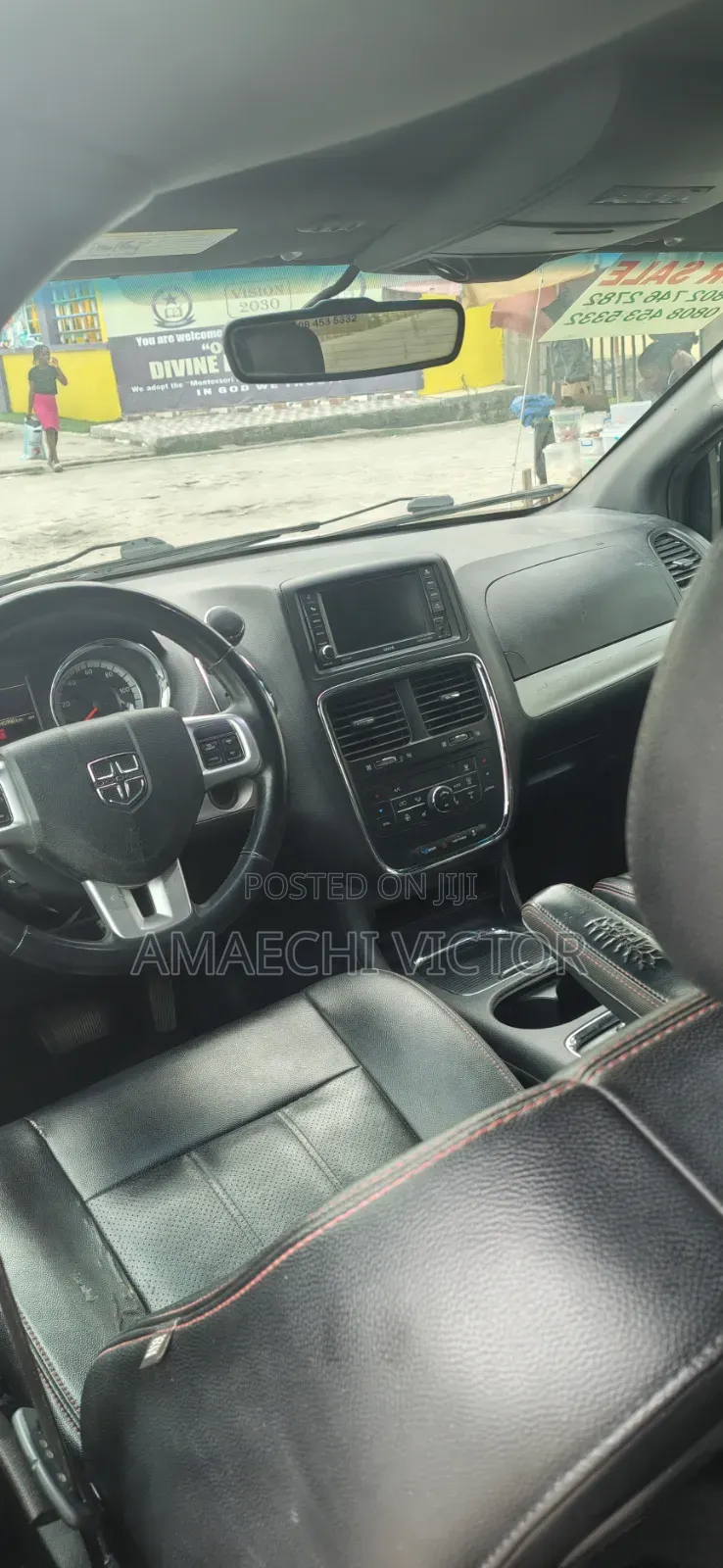 Dodge Caravan 2017 White