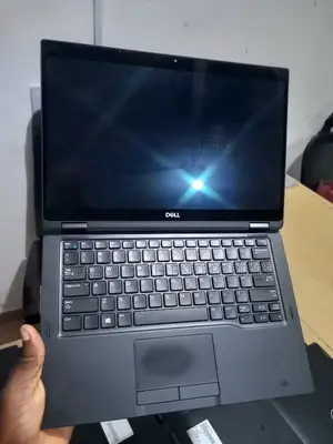 Laptop Dell Latitude 7390 2-in-1 8GB Intel Core i5 SSD 256GB