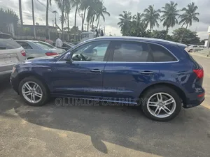 Audi Q5 2.0T Premium Plus quattro 4dr SUV AWD (2.0L 4cyl Turbo 8A) 2015 Blue