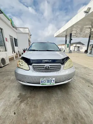 Toyota Corolla LE 2005 Silver