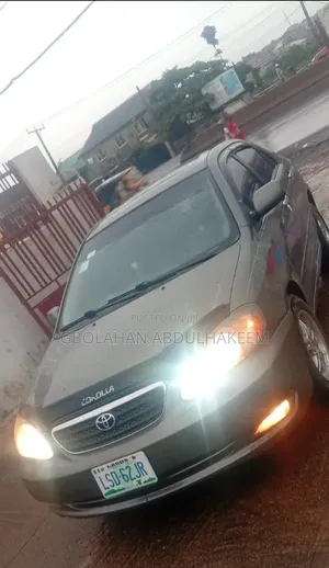 Toyota Corolla 2006 Gray