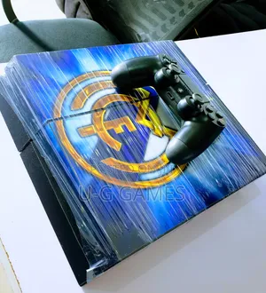Clean PS4 11.0 _/5 Games Installed With One Pad