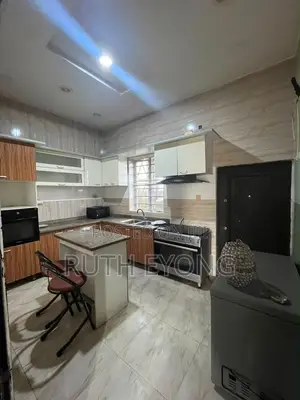 4bdrm Apartment in Chevron for rent