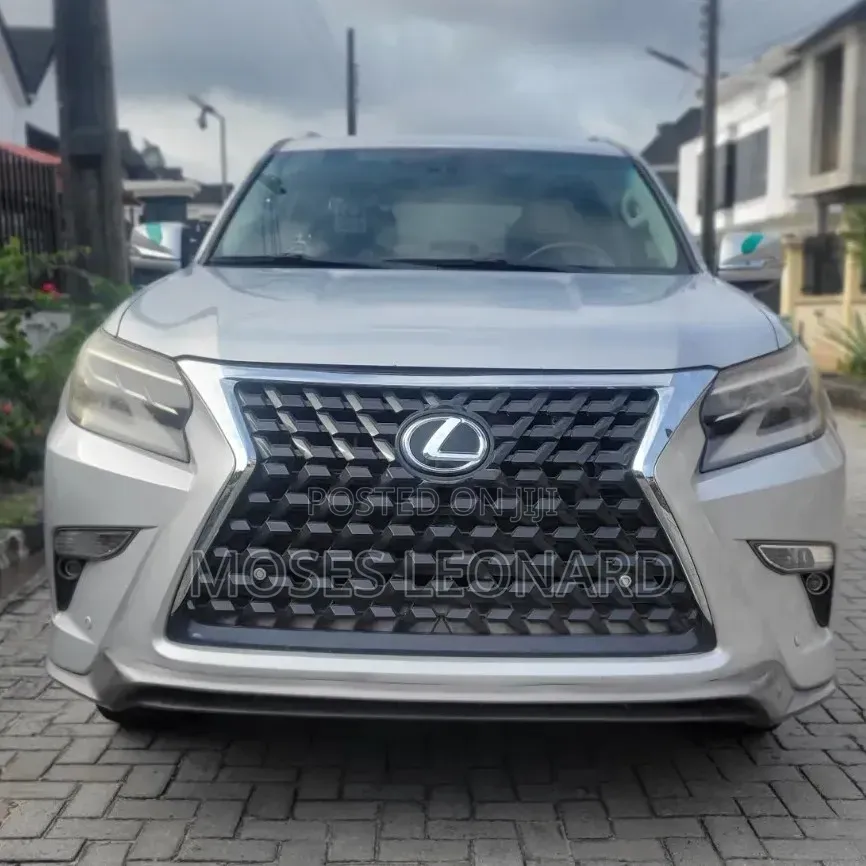 Lexus GX 2016 Silver