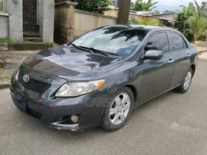 Toyota Corolla 2010 Gray
