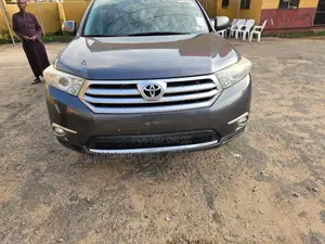 Toyota Highlander 2013 Gray
