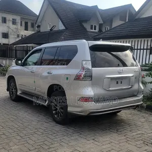 Lexus GX 2016 Silver