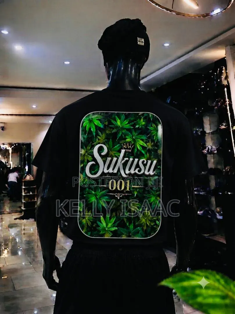 Available Men Crop Top Active
