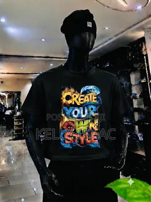 Available Men Crop Top Active