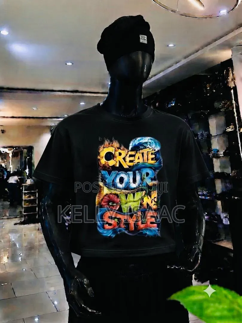 Available Men Crop Top Active