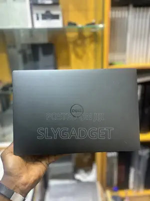 Laptop Dell Precision 5570 32GB Intel Core i7 SSD 1T