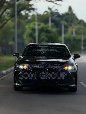 Toyota Avalon 2022 Black