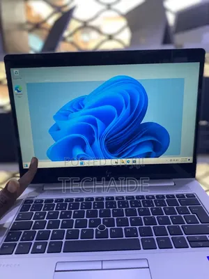 Laptop HP EliteBook 830 G5 16GB Intel Core i5 SSD 256GB