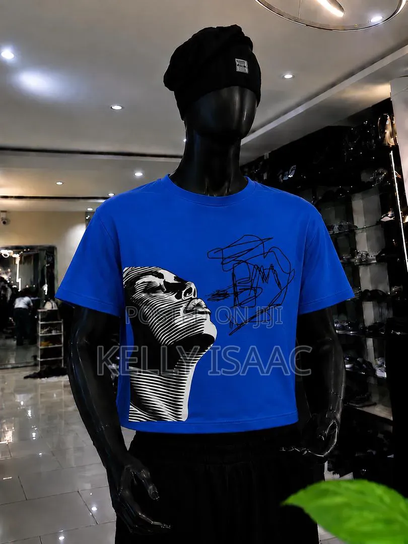 Available Men Crop Top Active