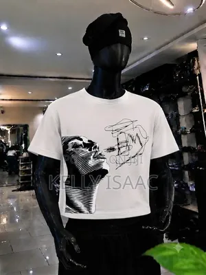 Available Men Crop Top Active