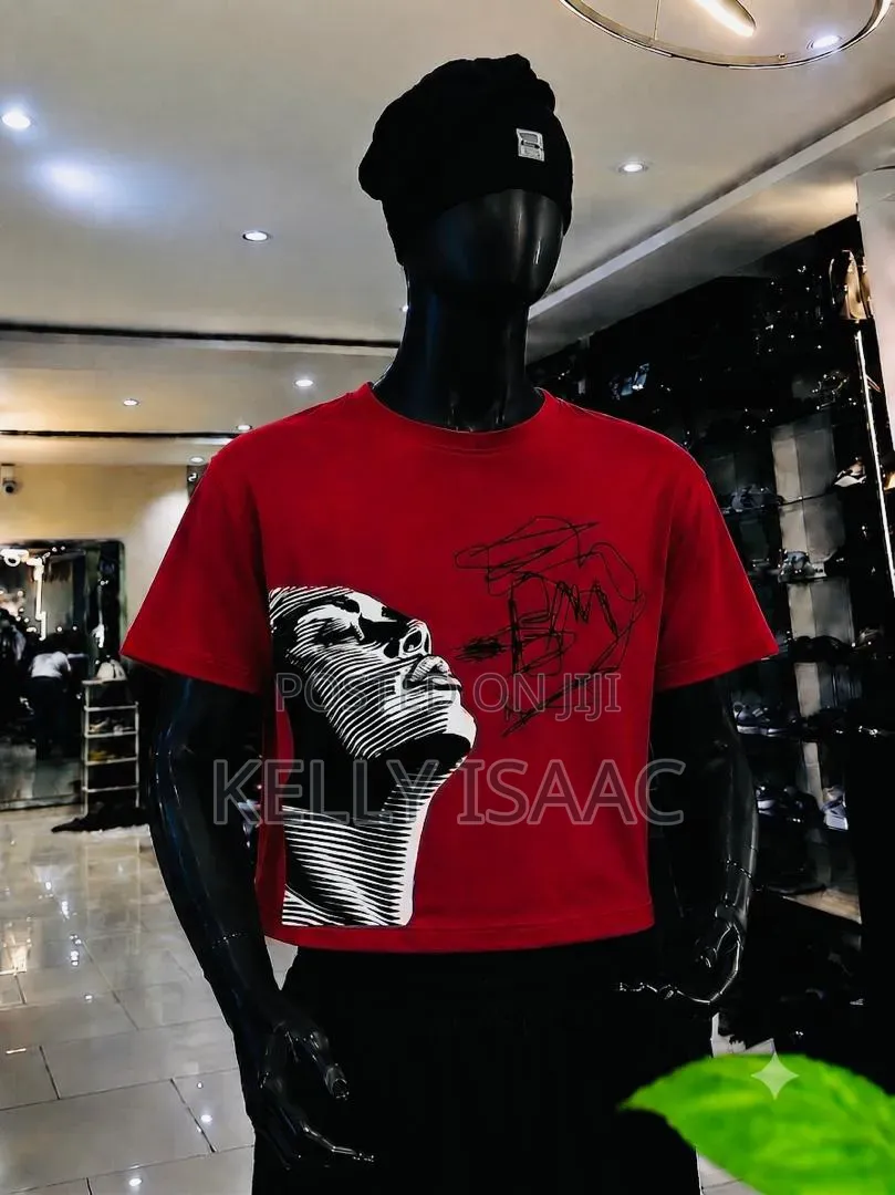 Available Men Crop Top Active