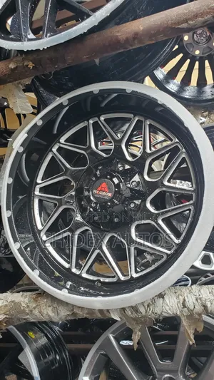 18 Inch Rim Off Lord for Toyota Tacoma and Hilux Etc 