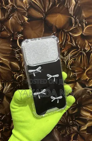 Mirror Reflective iPhone 17pro Case