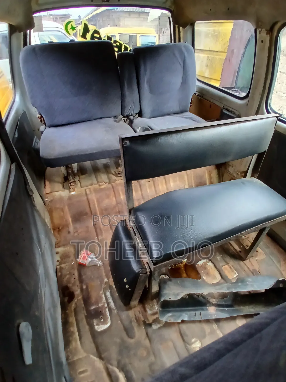 Volkswagen Transporter 1996 Yellow