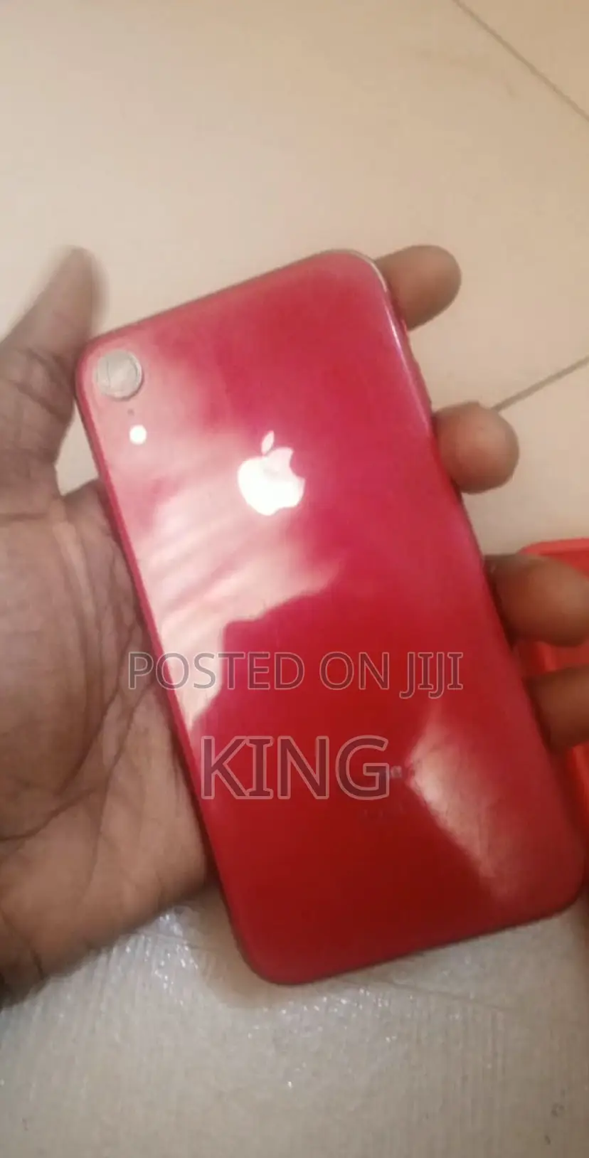 Apple iPhone XR 64 GB Red