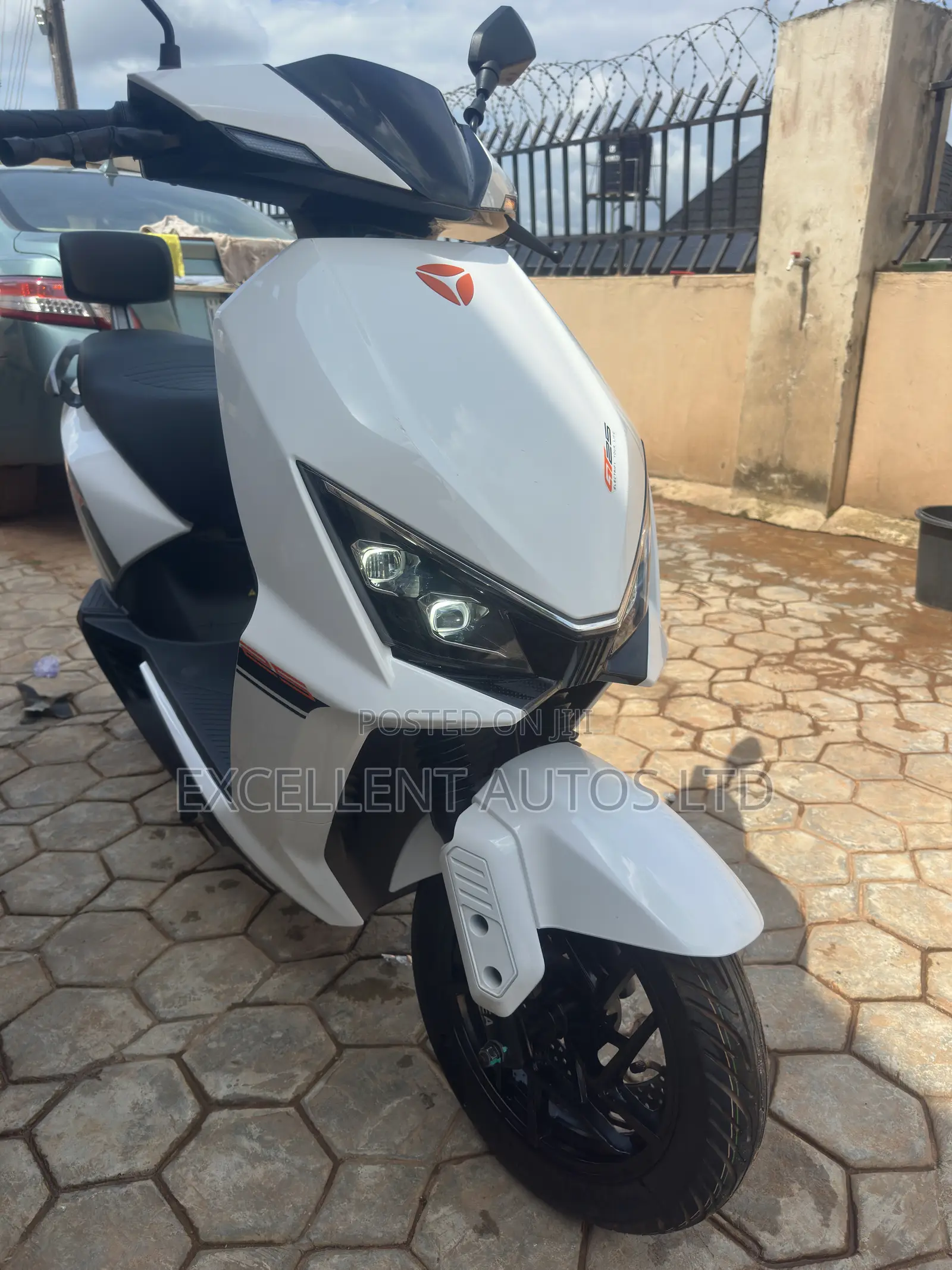 New Yadea G150P 2026 White
