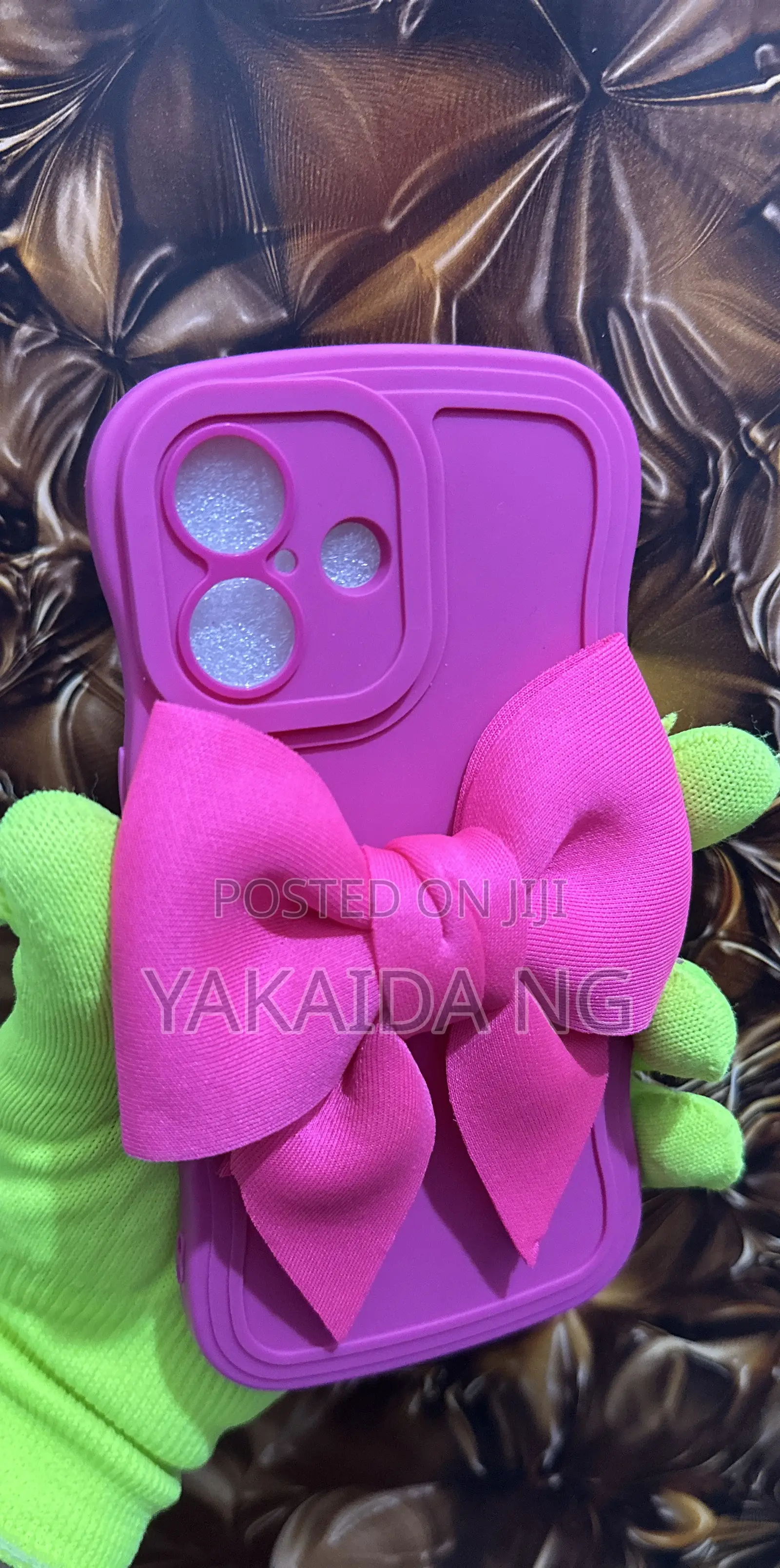 Hot Pink Bow iPhone 17 Case With Charm