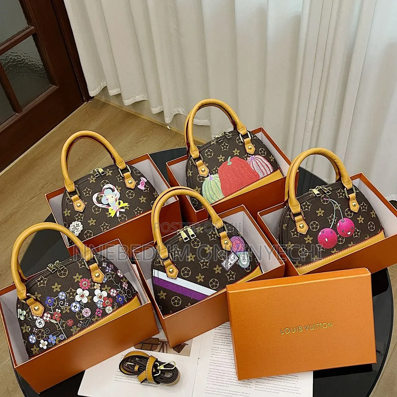 LV Classy Handbag Fully Boxed