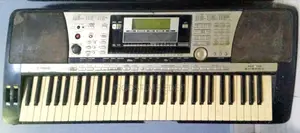 Yamaha PSR 740
