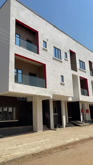 3bdrm Maisonette in Villas De Paradis, Gudu for sale