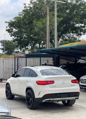 Mercedes-Benz GLE-Class AMG GLE 43 4MATIC 2017 White