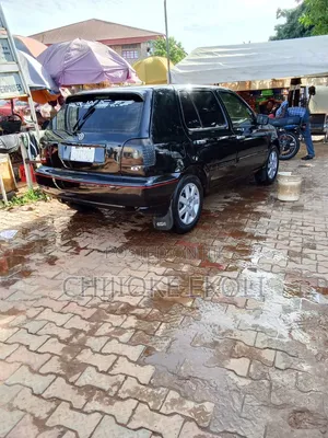 Volkswagen Golf 2000 Black