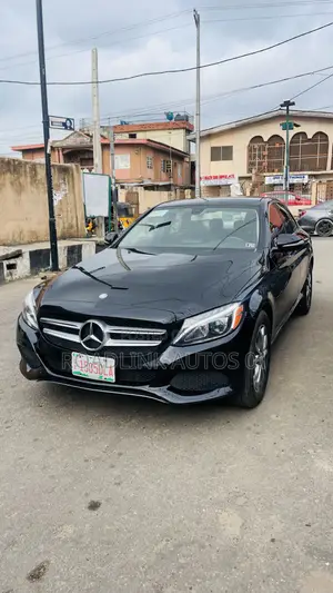Mercedes-Benz C300 2015 Black