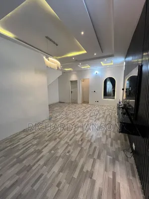 Furnished Mini Flat in Secured, Chevron for rent
